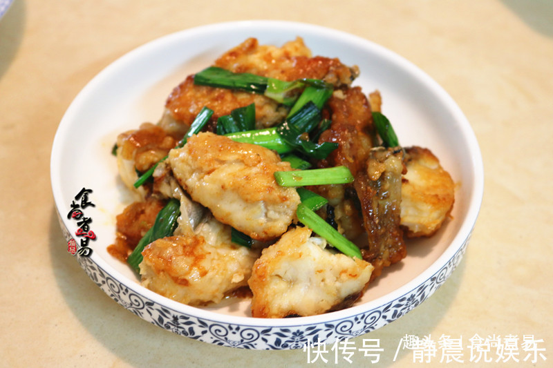 周末家人团聚，我做了此桌菜，家常小炒经济实惠，大家都很满意