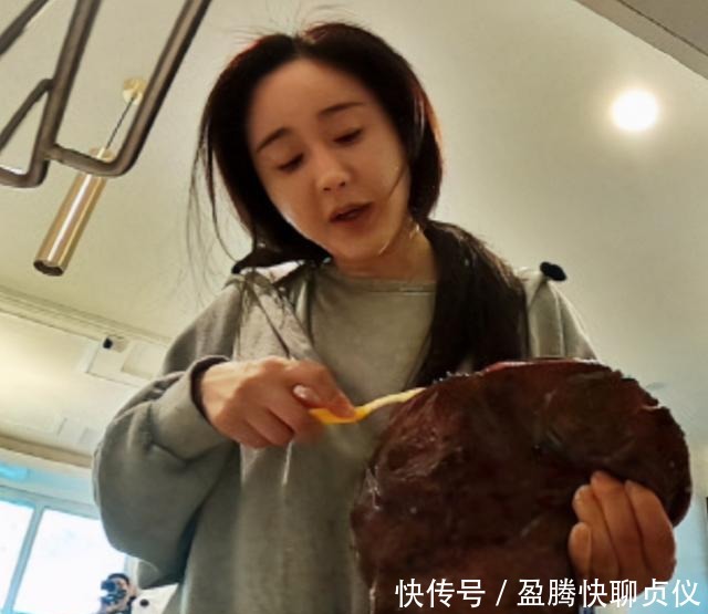 手忙脚乱|咸素媛孩子发高烧,夫妻二人手忙脚乱没经验,在医院再次发生矛盾