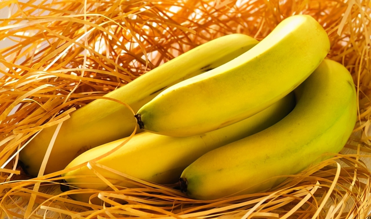 香蕉|对身体最好的3种食物，值得吃一吃，排毒养颜，预防便秘