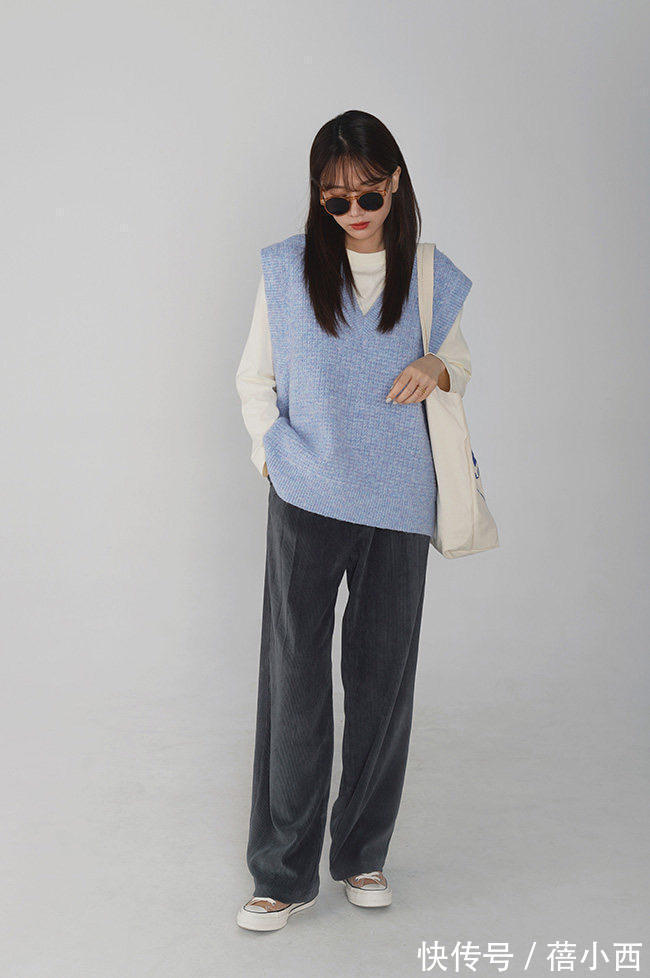 马甲|初秋的简约大气穿搭原来这么简单!超全毛衣搭配,让你秒变美少女