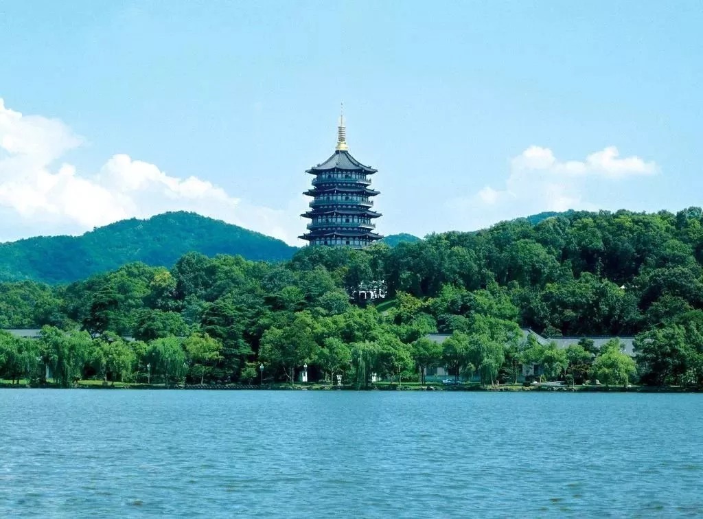 雷峰塔千年秘密,挖出了奇珍异宝!