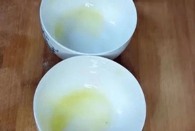 搅拌|天热别忘做这个吃,不用熬,放碗中一蒸,浇上料一人一碗,真爽口