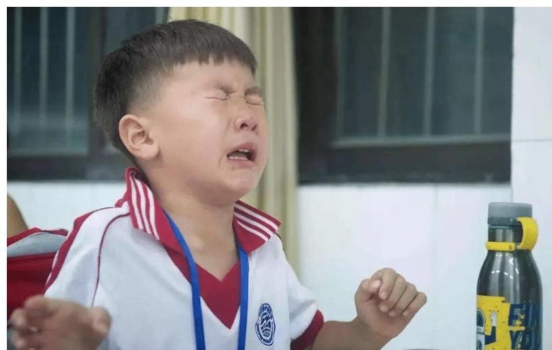 让孩子|孩子爱哭并不一点是“玻璃心”，可能是父母没有做好，家长需注意了！
