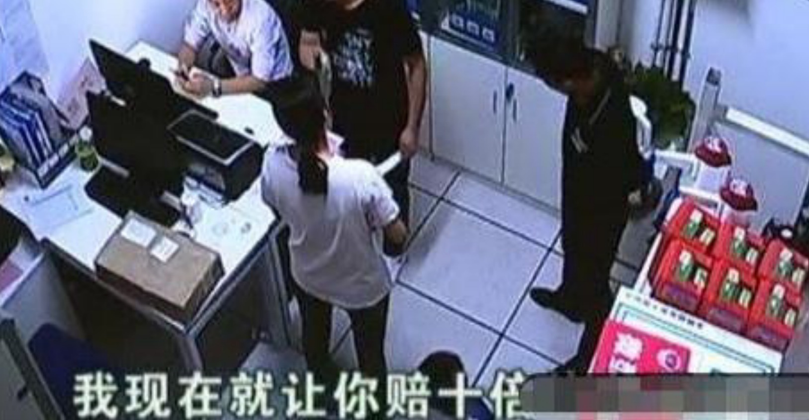 偷东西|5岁儿子把零食放口袋忘付钱,超市让10倍买单,妈妈的话让人称赞