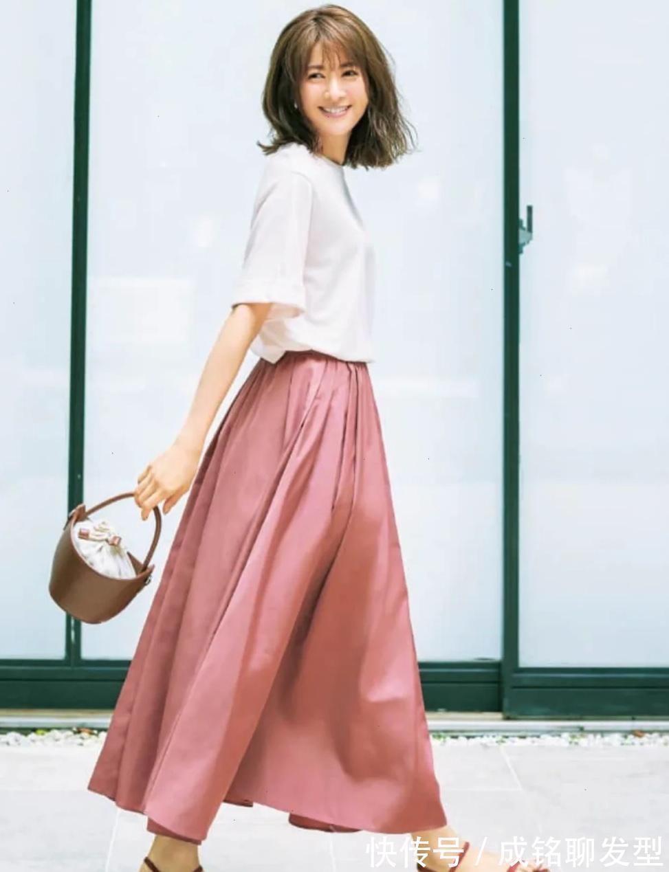 搭配|40岁女人一定要穿得优雅,学学这几组日系搭配,知性减龄又时尚