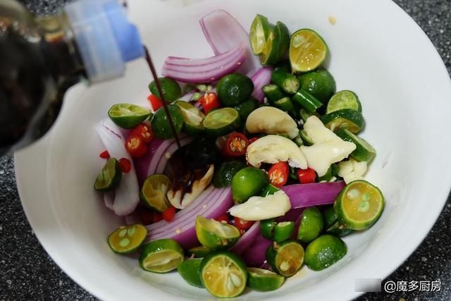 家宴|一斤虾做一盘菜，营养美味做法简单，可以列入中秋家宴菜单了