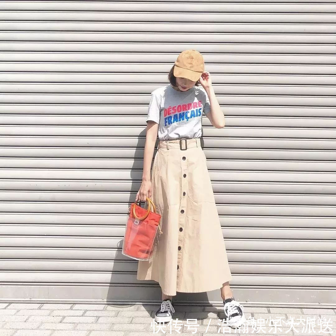 高腰线 日本小个子妈妈初秋穿搭真显高!简约又气质,适合所有小个子!