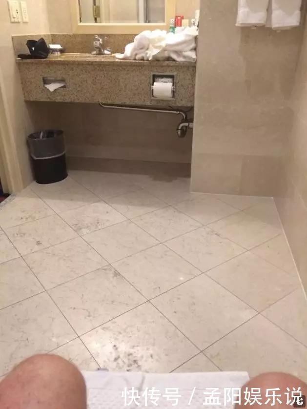 出国度假的我,居然在酒店的窗帘上发现了一些诡异的花纹