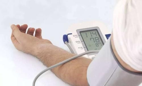 高血压最怕的三种“解药”,家家户户都有,控制血压全靠它