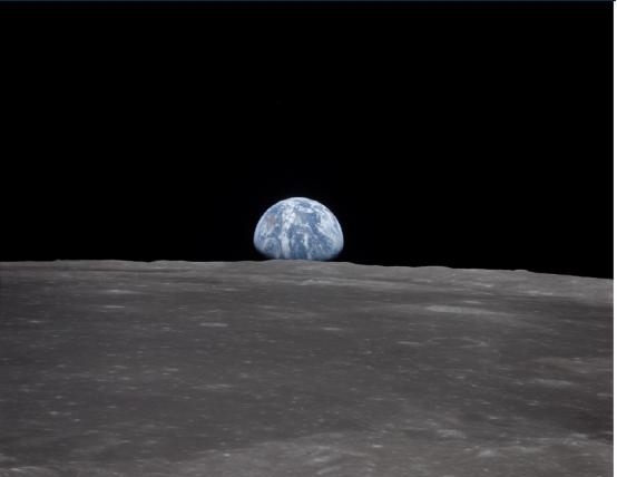 一起来欣赏由NASA拍摄的多张关于地球的美照