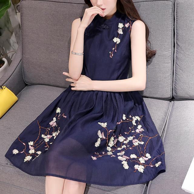 旗袍裙|不想把旗袍穿的俗气,就穿上不一样的改良旗袍,美出新高度