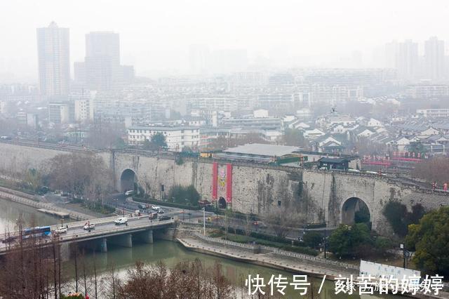 城门|中国现存最大的城门，蒋校长亲笔题匾，历经600多年风雨未倒