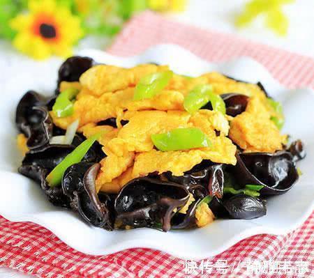 这道菜|想长寿要靠吃,三种食物不可少,补血活血,提高免疫力