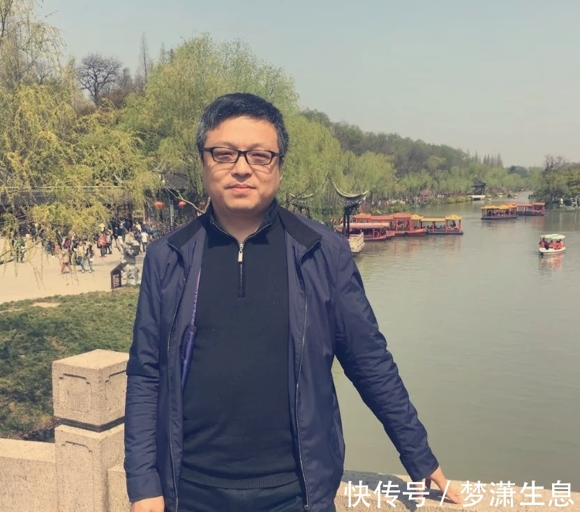 古诗四帖|用笔“凶狠毒辣”,书法“毛毛躁躁”,却能获草书展最高奖