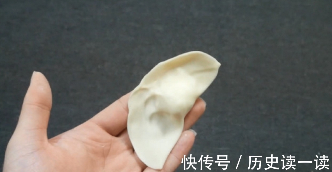 饺饵|包饺子最快速的方法，一步就完成，外形好看还煮不破，赶紧学学
