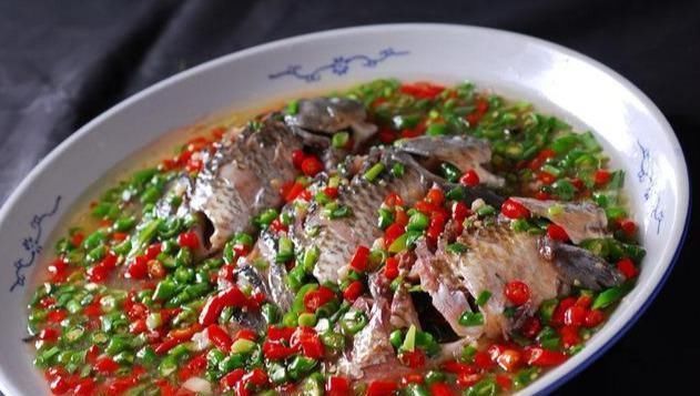  25道鱼肉凉拌菜，菜品丰富，种类多样，非常适合在家食用