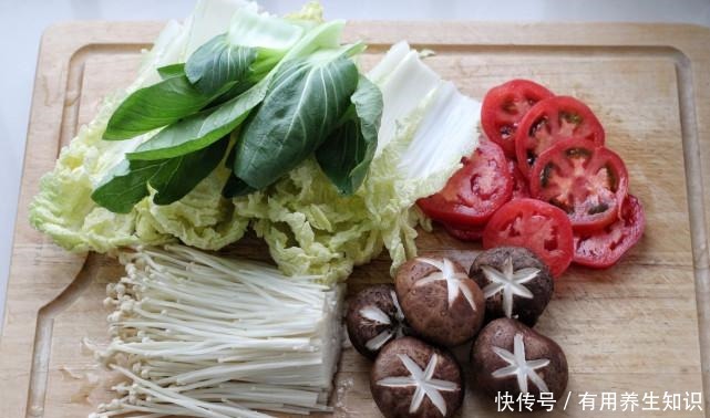 寿喜|骤然降温,给家人做了寿喜锅,一碗料汁就搞定,暖身暖胃实在过瘾