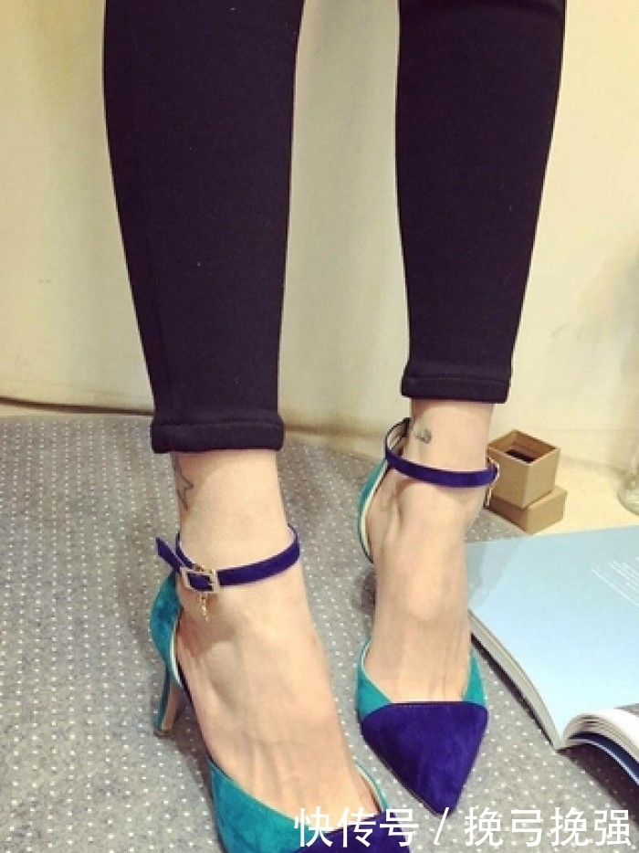 提升女人气质的最快途径:穿上别致时尚高跟鞋,走出你的风采!