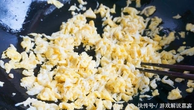 三伏天最爱这素馅饺子,鲜嫩可口,5块钱做一锅,比肉馅还受欢迎