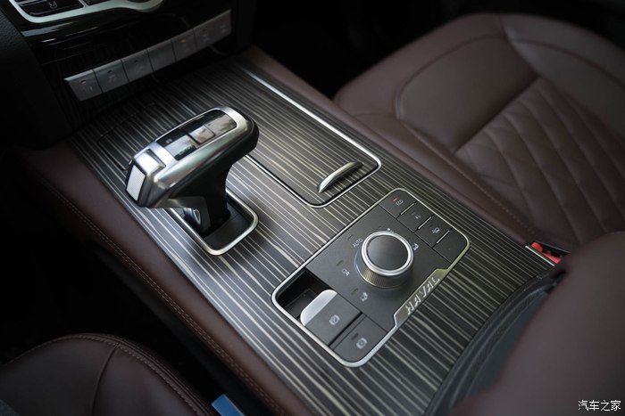  显得修长|扬眉吐气，帅气、动感、强悍的H9载我去看博物馆文化