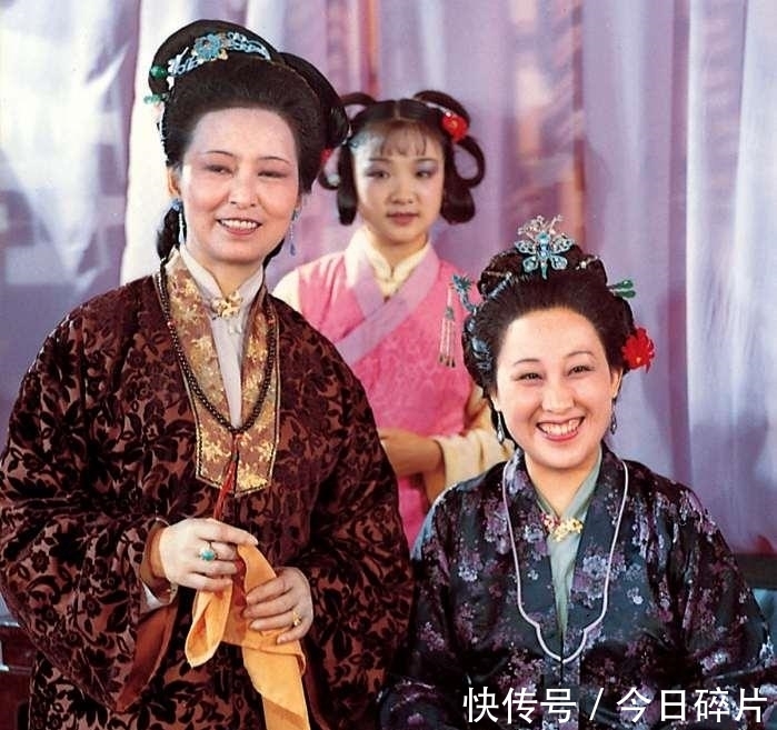 姨太太|薛姨妈：堂堂薛家太太，入住贾府却成了众人取笑的女清客！