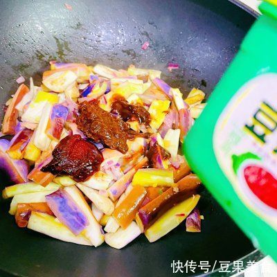 双酱爆茄子这样做，手残党也能当大厨