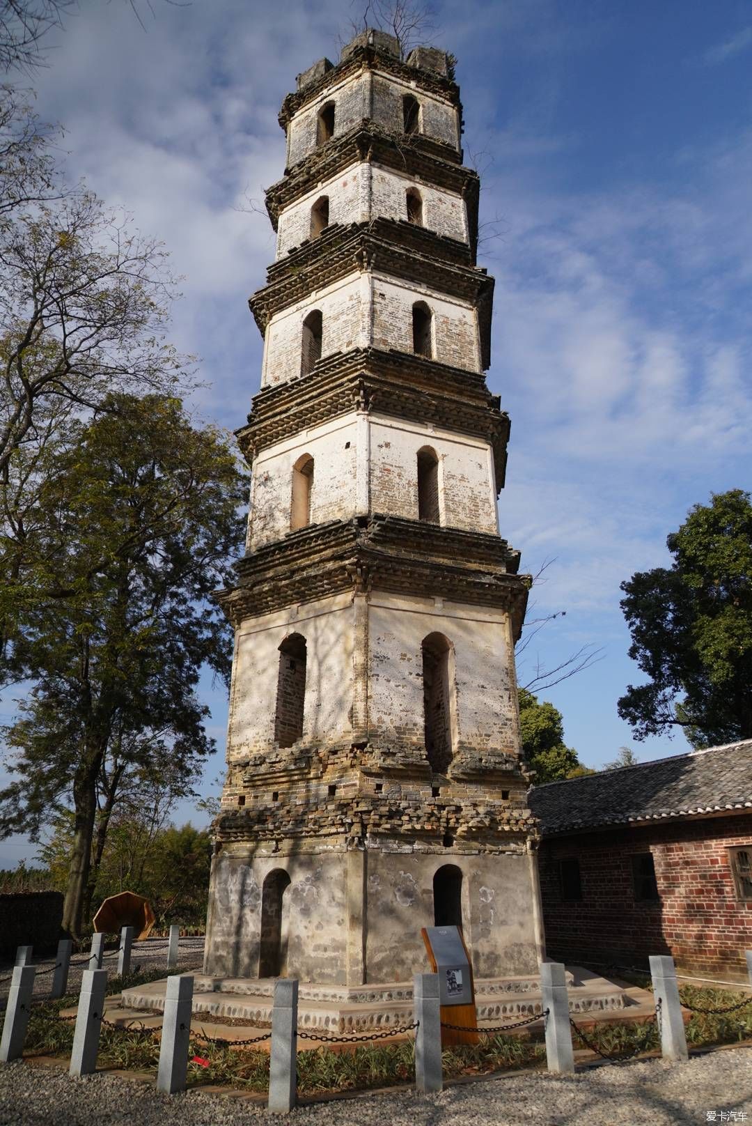 始兴有座无顶塔