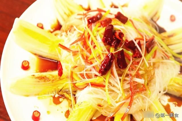 年夜饭开运菜——“蒸蒸日上”！2种食材、2步搞定，红火还漂亮