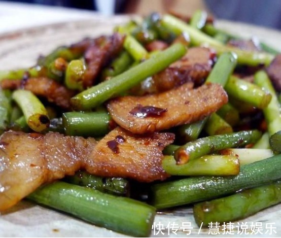 上桌抢着吃的家常美食,让人越吃越上瘾,比饭店的好吃还实惠