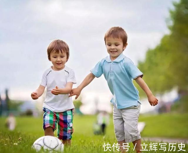 体育运动|14岁男孩身高突破178,儿科医生,4物是身高增长剂,建议多吃