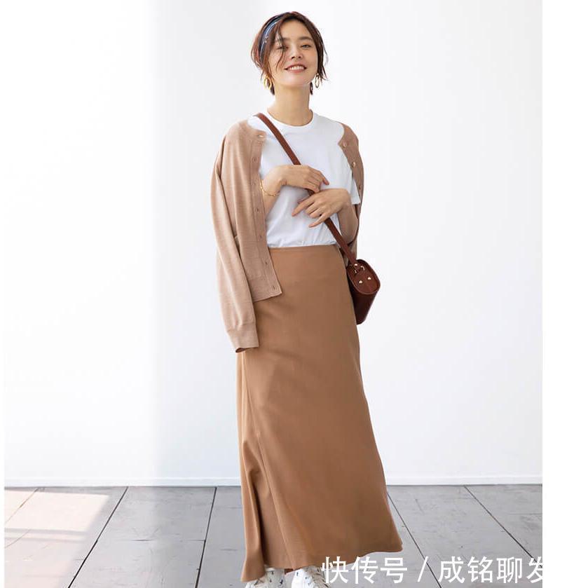 高跟鞋|成熟女性穿“半身裙”时,记住这几个减龄公式,优雅遮肉又有范儿