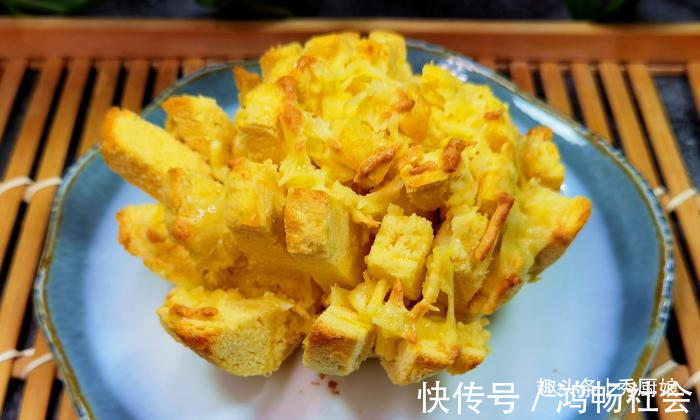 秀厨娘|剩馒头不要扔了,试试新做法,不炒也不炸,咬一口满嘴香,特解馋
