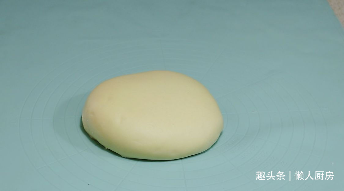 20元四片吐司，比吃一个猪肉包子还贵，不如自己做，还能拉丝