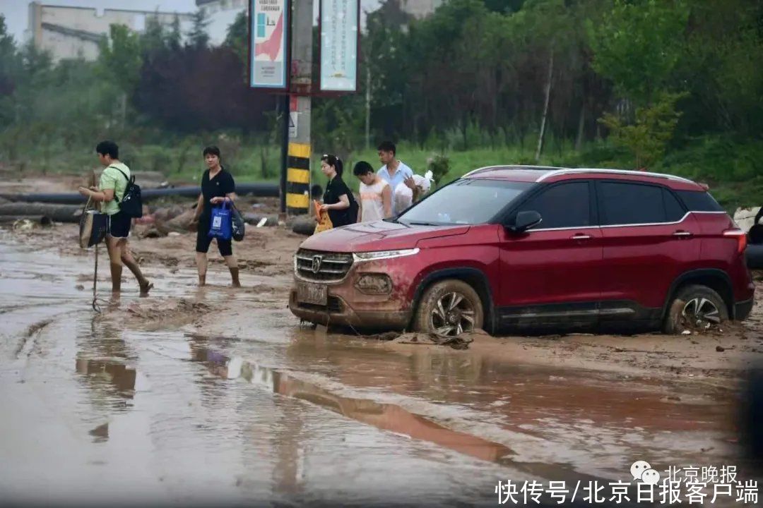 北京排水集团|直击现场！北京多支救援力量抵达河南灾情最严重地区