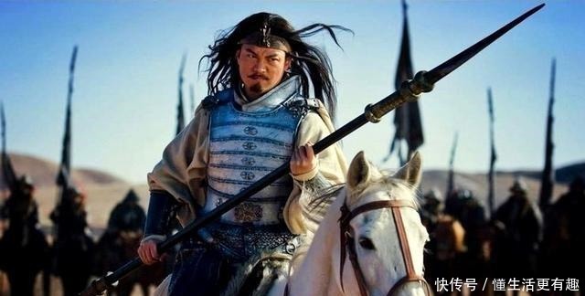 挡住|吕布是三国演义第一猛将,除了张飞,能挡住他百余合的只有这四位