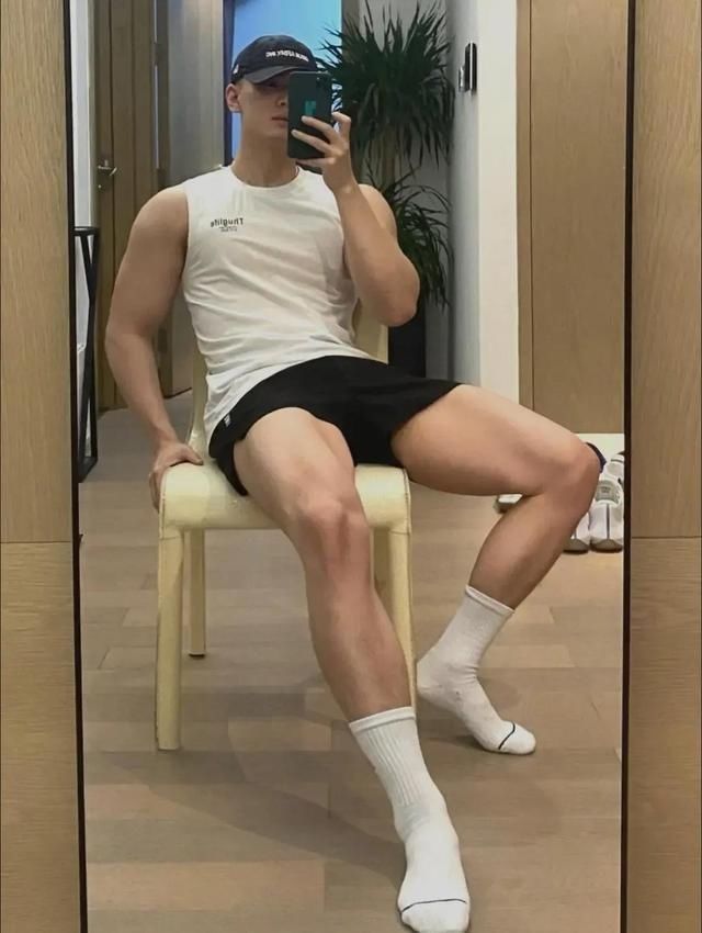 游泳|男性152-188cm标准体重对照表，如果你“达标”，恭喜，你不算胖