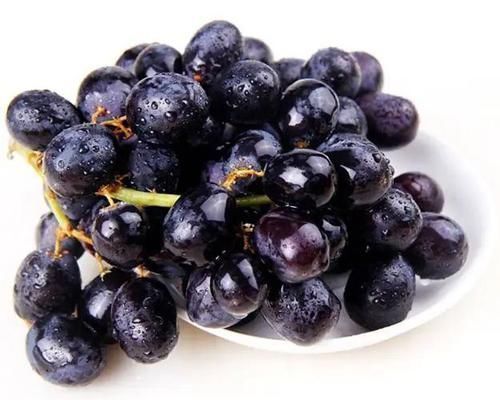 8种黑色水果,吃过2种以上才是土豪吃货图7是西瓜界的法拉利