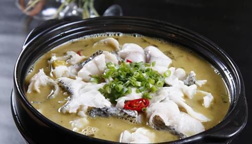 蛇头|鱼塘里横扫一切的黑鱼,连食人鱼都不怕,它们的天敌是什么鱼?