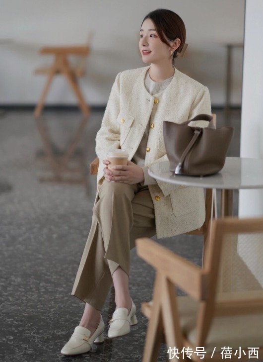 风衣 早春别急着买衣服,入手这3件外套搭配裤子就够了,时髦还高级!