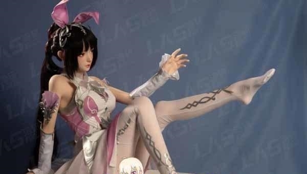 仿真|斗罗大陆:比比东仿真手办来袭,脚踩华伦天奴,不穿袜子太可了!