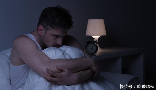 醒来|凌晨3-4点醒来就睡不着了,这是咋回事?可能是出现了4个问题