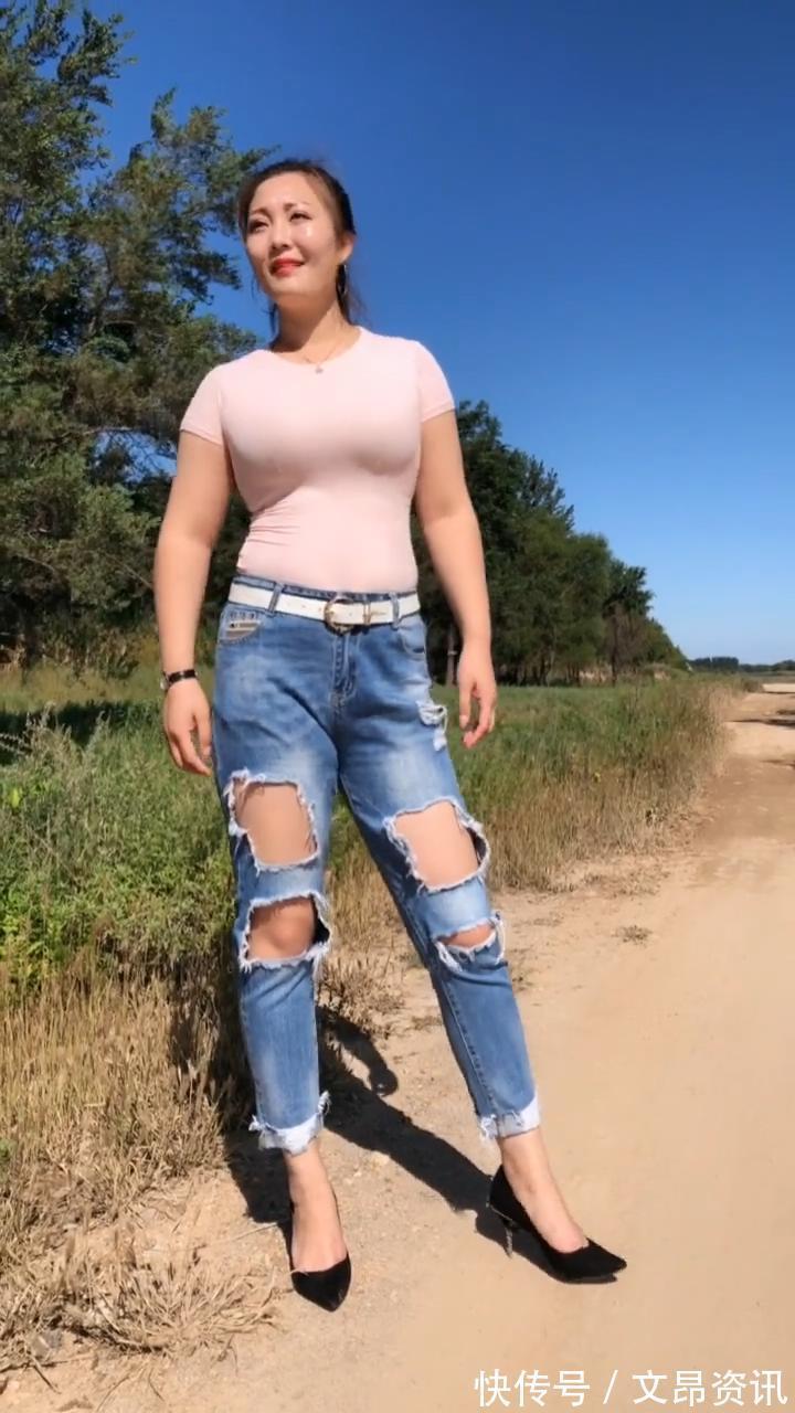 身材 穿搭紧致的乡村“大姐”,微胖身材,尽显女人味!