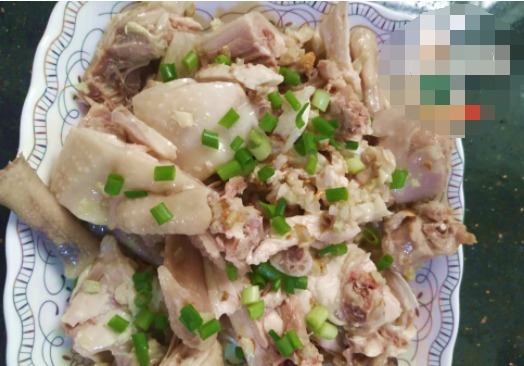 这么做鸡肉,做法简单营养高,滑滑嫩嫩的,儿子连皮一起啃光