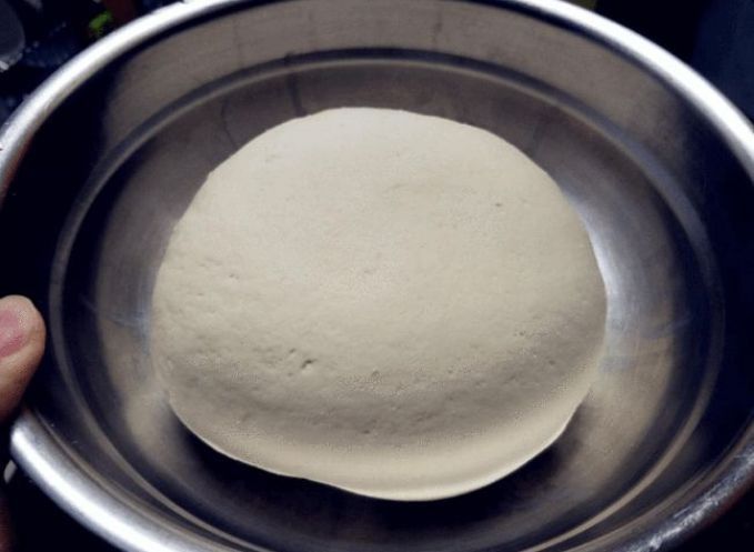 烙死面饼，牢牢记住“和面方法”，做好后柔软不硬，放凉也好吃