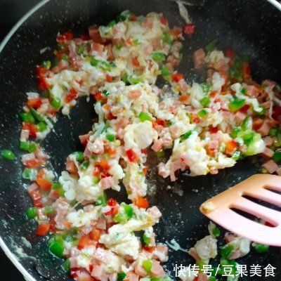 会做这些黄金蛋炒饭，你比大厨都牛气