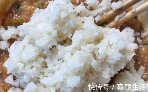 莲藕饼|秋季吃它,比吃十个鸡蛋的营养还高,再贵也要买给老人孩子吃!