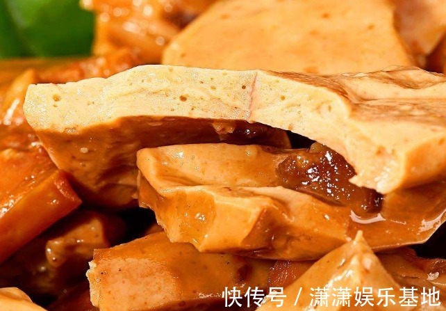 豆干豆腐|3种豆腐别再买，多半是“致癌”毒王，医生护士从来不吃