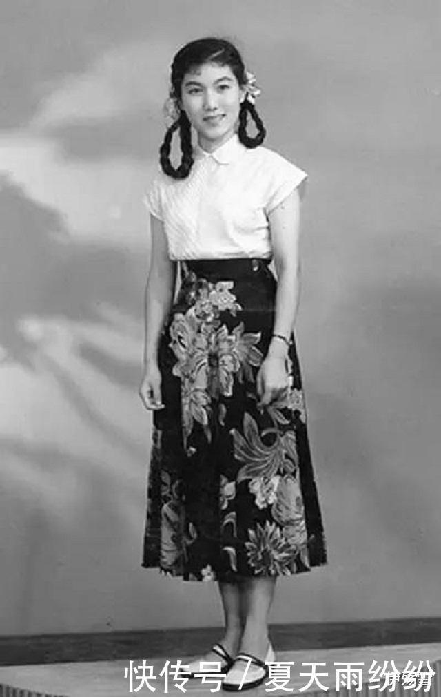 “评剧女王”新凤霞报纸上“公开告白”意中人,事实证明是真爱