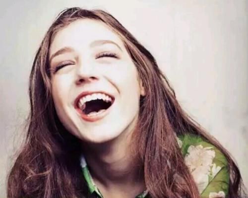 毛细血管|人闲下来是不是容易长指甲,心宽的人是不是容易长头发?