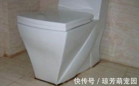 水槽|水槽边上的玻璃胶老是发黑发霉？教你3招，不换新的也能一擦即净